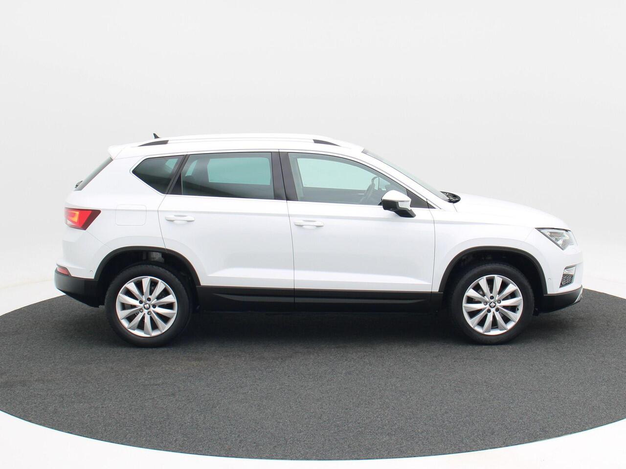 Seat ATECA 1.5 TSi 150 Pk Automaat Style | Trekhaak | Elektrische Achterklep | Navigatiesysteem | CarPlay | LED | 17 Inch | 78.121 Km!