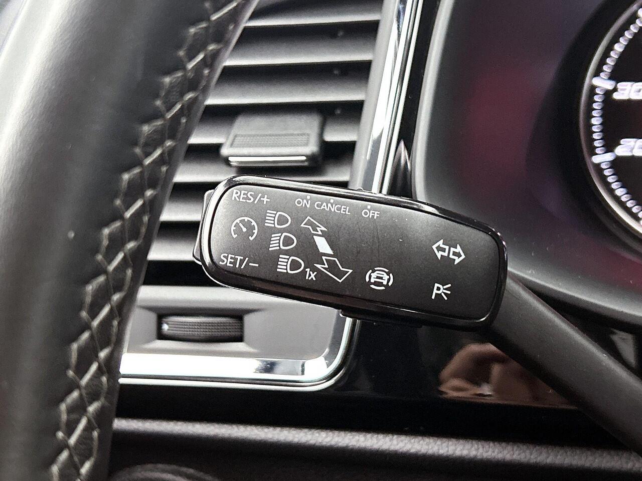 Seat ATECA 1.5 TSI FR Business Intense | Automaat | Voorstoel verwarming | Navigatie