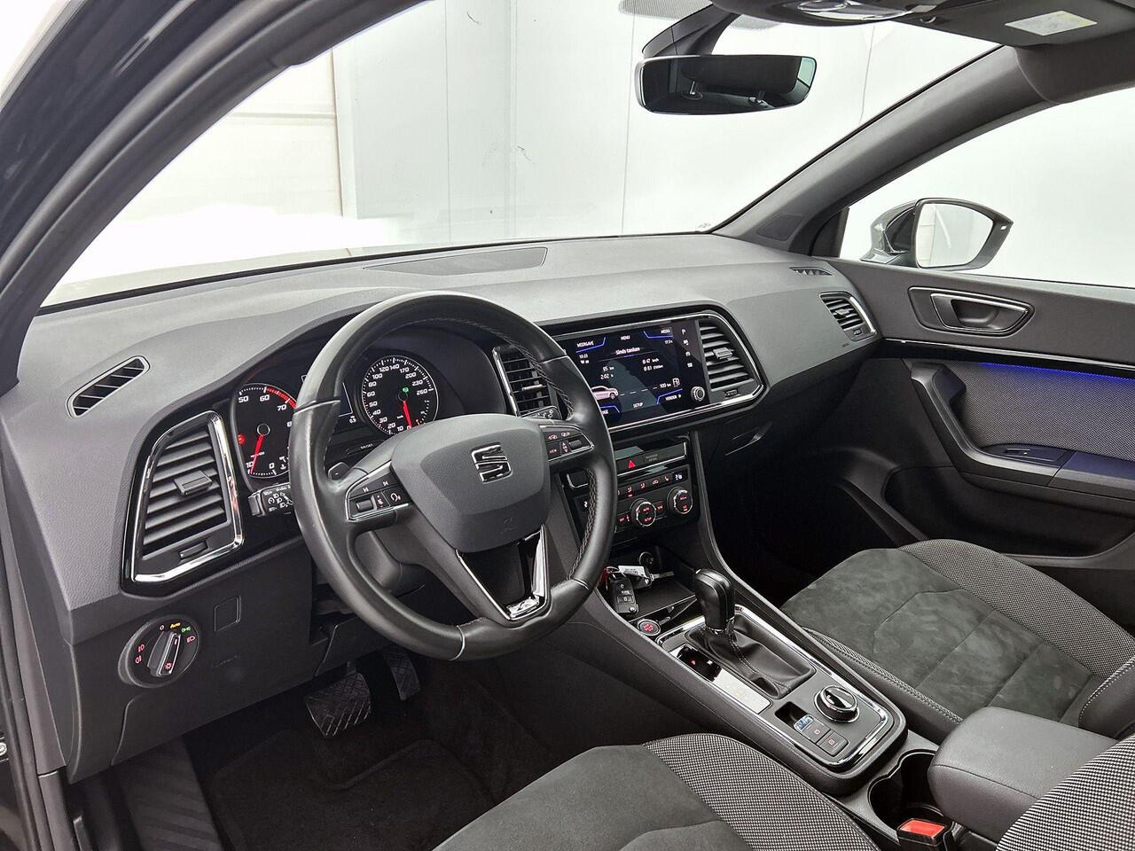 Seat ATECA 1.5 TSI FR Business Intense | Automaat | Voorstoel verwarming | Navigatie