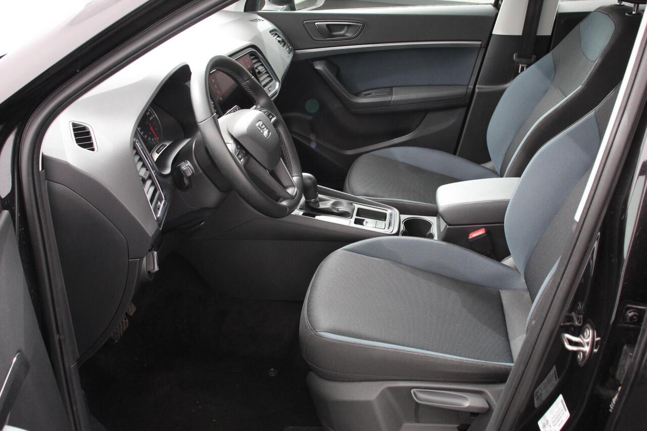 Seat ATECA 1.5 TSI 150 pk DSG Style | Navigatie | Apple Carplay/Android Auto | Climate Control | Parkeer sensoren | Inductief laden smartphone | Cruise Control