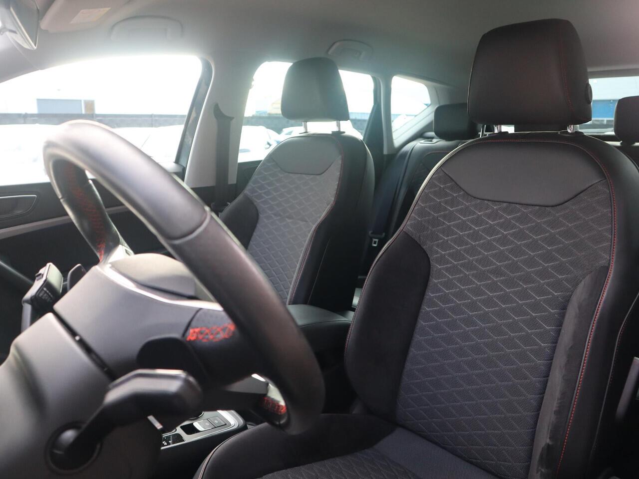 Seat ATECA 1.5 TSI FR Business Intense | Clima | Cruise | Navi/Carplay/Android | Halfleder | PDC + Camera |