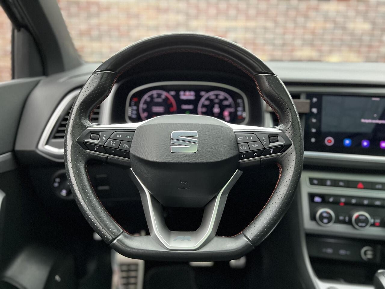 Seat ATECA 2.0 TSI 4Drive FR Business Intense Panorama Virtual Camera Beats