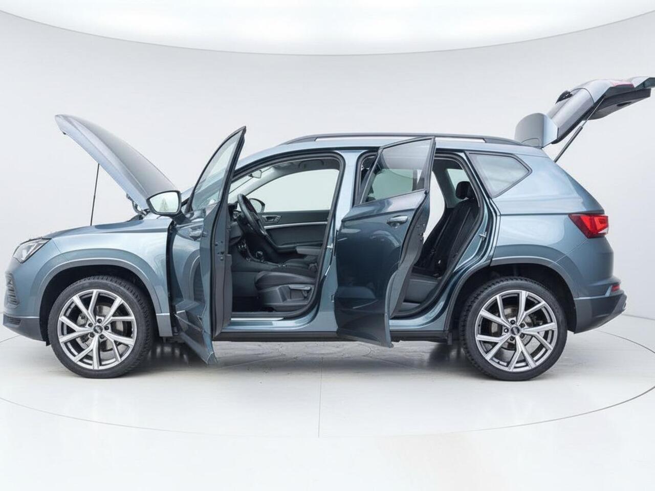 Seat ATECA 1.5 TSI FR Business Intense | Clima | Cruise | Apple Carplay/Navi | Halfleder | Stoelverwarming | PDC + Camera |