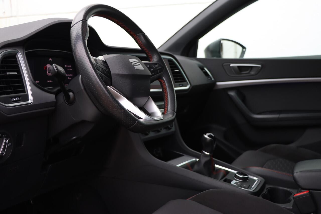 Seat ATECA 1.5 TSI FR Business Intense 150pk |Beats audio| Navigatie | Nieuwstaat