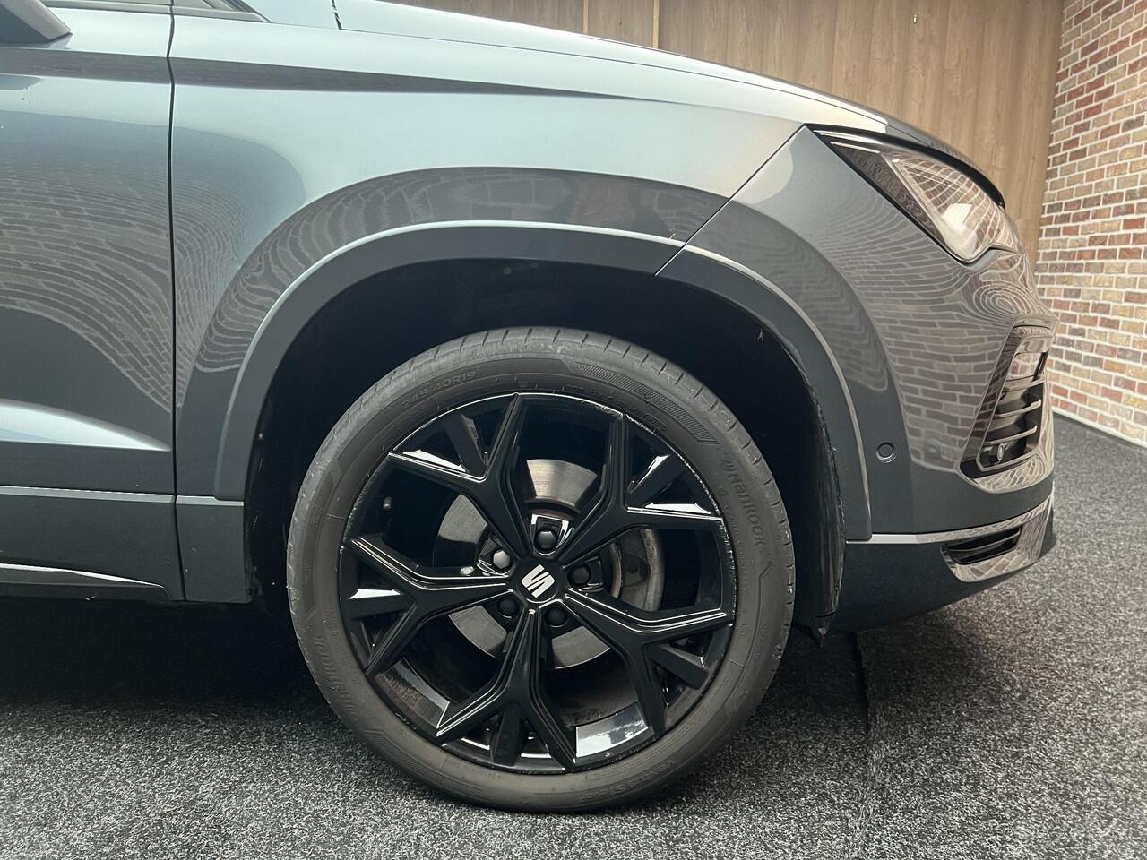 Seat ATECA 2.0 TSI 4Drive FR Business Intense Panorama Virtual Camera Beats