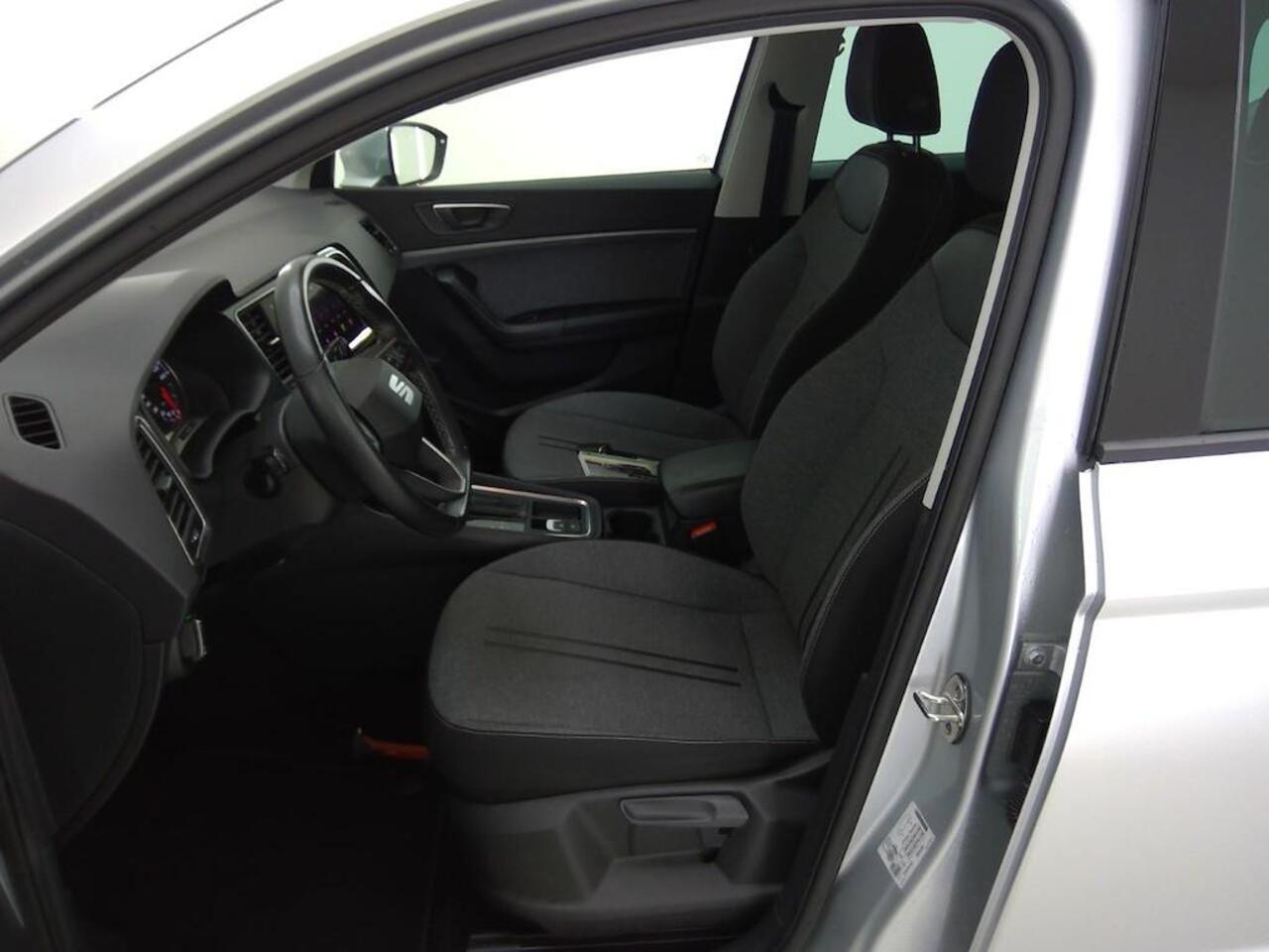 Seat ATECA 1.5 TSI Style Business Intense Climate control | Navigatiesysteem | Parkeersensoren | Cruise controle | Automaat