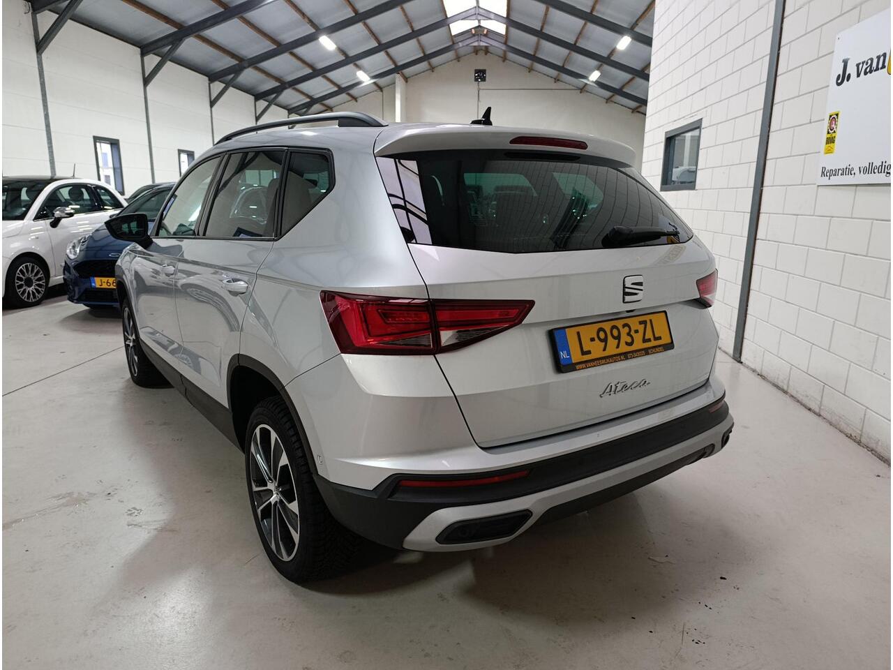 Seat ATECA 1.5 TSI Style Business Intense Climate control | Navigatiesysteem | Parkeersensoren | Cruise controle | Automaat