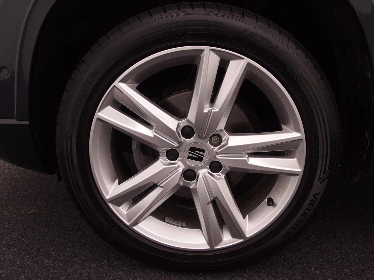 Seat ATECA 1.0 TSI FR Business Intense PANORAMADAK / FULL LED / KEYLESS / 360GR CAMERA / CARPLAY / DODEHOEK / NL-AUTO