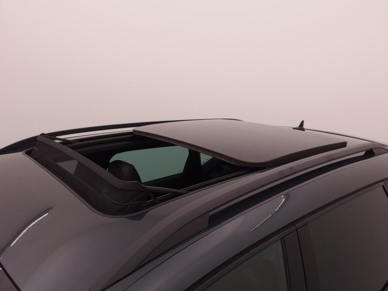 Seat ATECA 1.0 TSI FR Business Intense PANORAMADAK / FULL LED / KEYLESS / 360GR CAMERA / CARPLAY / DODEHOEK / NL-AUTO