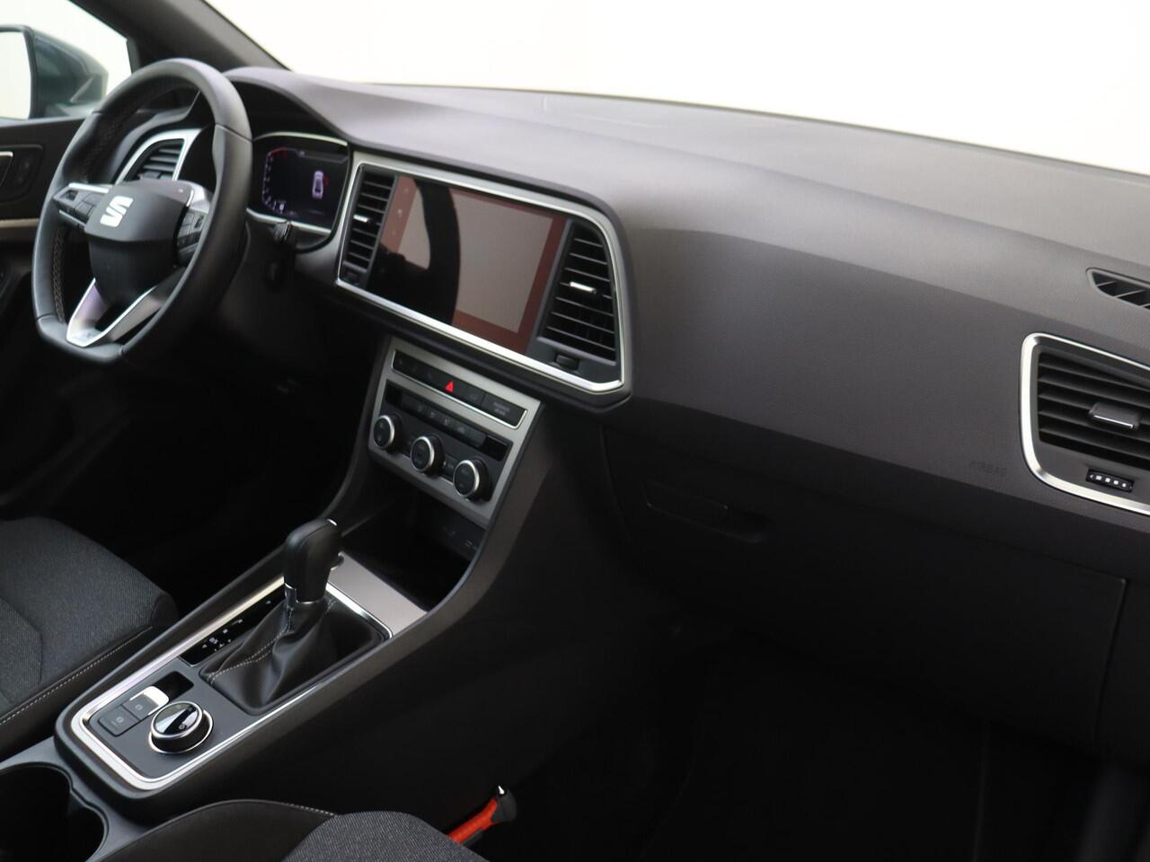 Seat ATECA 1.5 TSI Xperience Business Intense Rondom Camera Superrr Kilometerstand All season banden