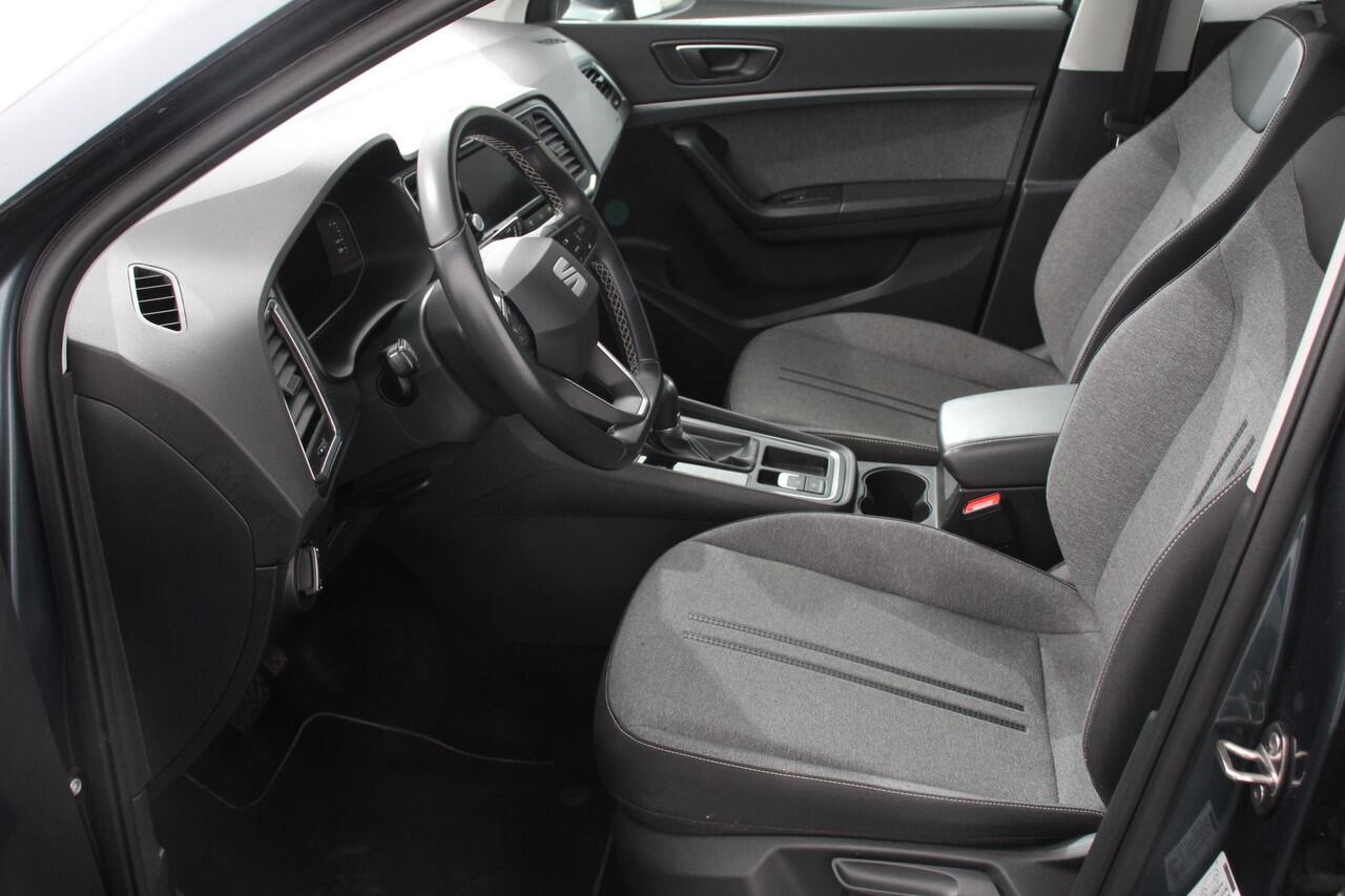 Seat ATECA 1.5 TSI 150pk DSG Style | Navigatie | Apple Carplay/Android Auto | Adaptive Cruise Control | Parkeersensor achter | Camera | Stoel-en stuurverwarming | Virtual Cockpit | Climate Control | Ledverlichting voor
