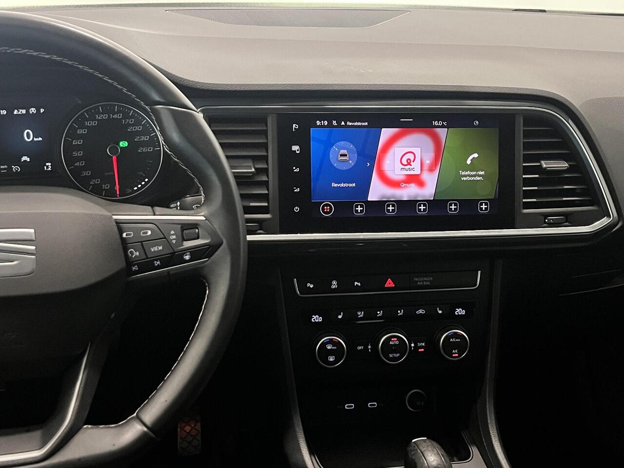 Seat ATECA 1.5 TSI Style Business Intense | Stoelverwarming | Navigatie | Climate Control | Cruise Control | Apple Carplay/Android Auto | Parkeersensoren voor, achter en achteruitrijcamera