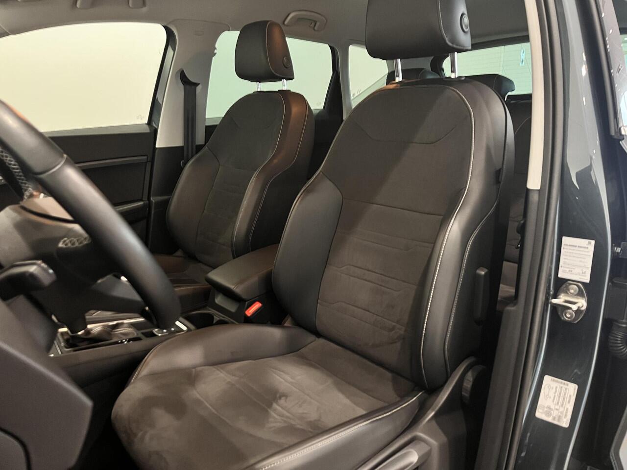 Seat ATECA 1.5 TSI Style Business Intense | Stoelverwarming | Navigatie | Climate Control | Cruise Control | Apple Carplay/Android Auto | Parkeersensoren voor, achter en achteruitrijcamera
