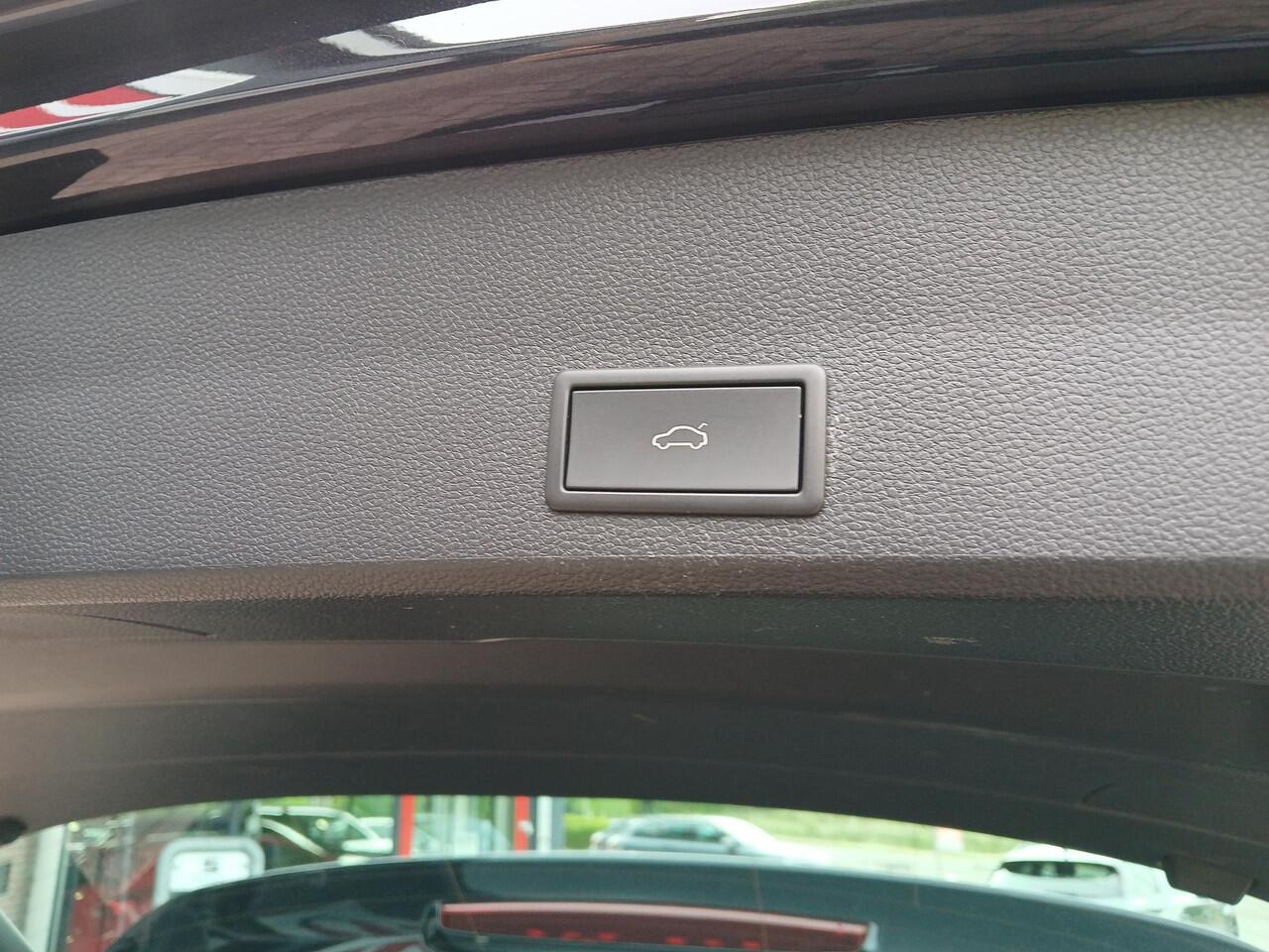 Seat ATECA 1.5 TSI FR Business Intense + 19 inch + Trekhaak!!