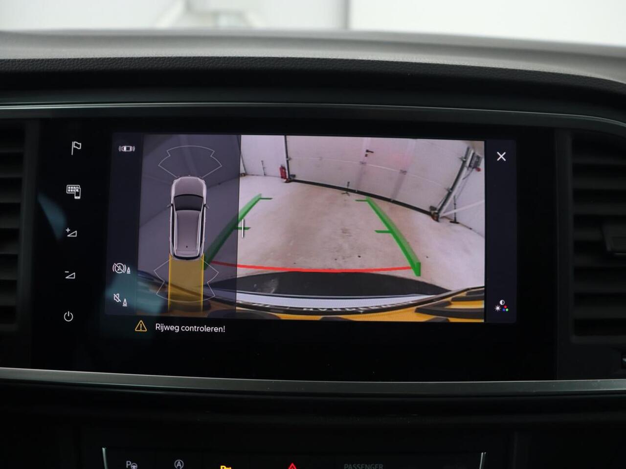 Seat ATECA 2.0 TDI Style Intens | Carplay | Camera | Navigatie | Full LED | Park Assist | Cruise control | Climate control | Getint glas