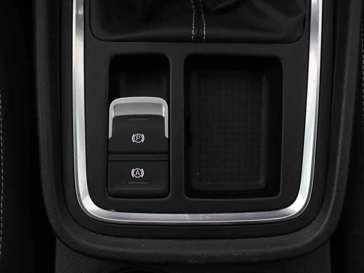 Seat ATECA 2.0 TDI Style Intens | Carplay | Camera | Navigatie | Full LED | Park Assist | Cruise control | Climate control | Getint glas