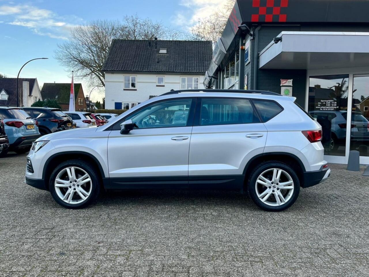 Seat ATECA 1.5 TSI 150PK Style Business Intense Panodak FR velgen Camera Ke