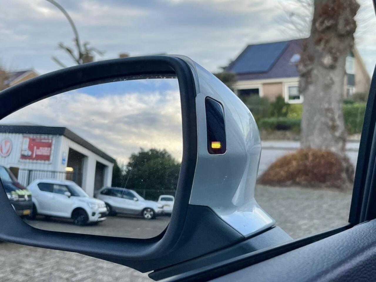 Seat ATECA 1.5 TSI 150PK Style Business Intense Panodak FR velgen Camera Ke