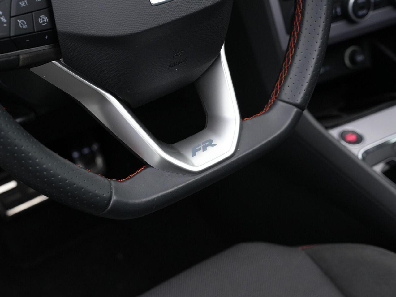 Seat ATECA 1.5 TSI ACT 150 pk FR DSG | Panoramadak | Beats | Stuur-/stoelverwarming | Achteruitrijcamera | Navigatie