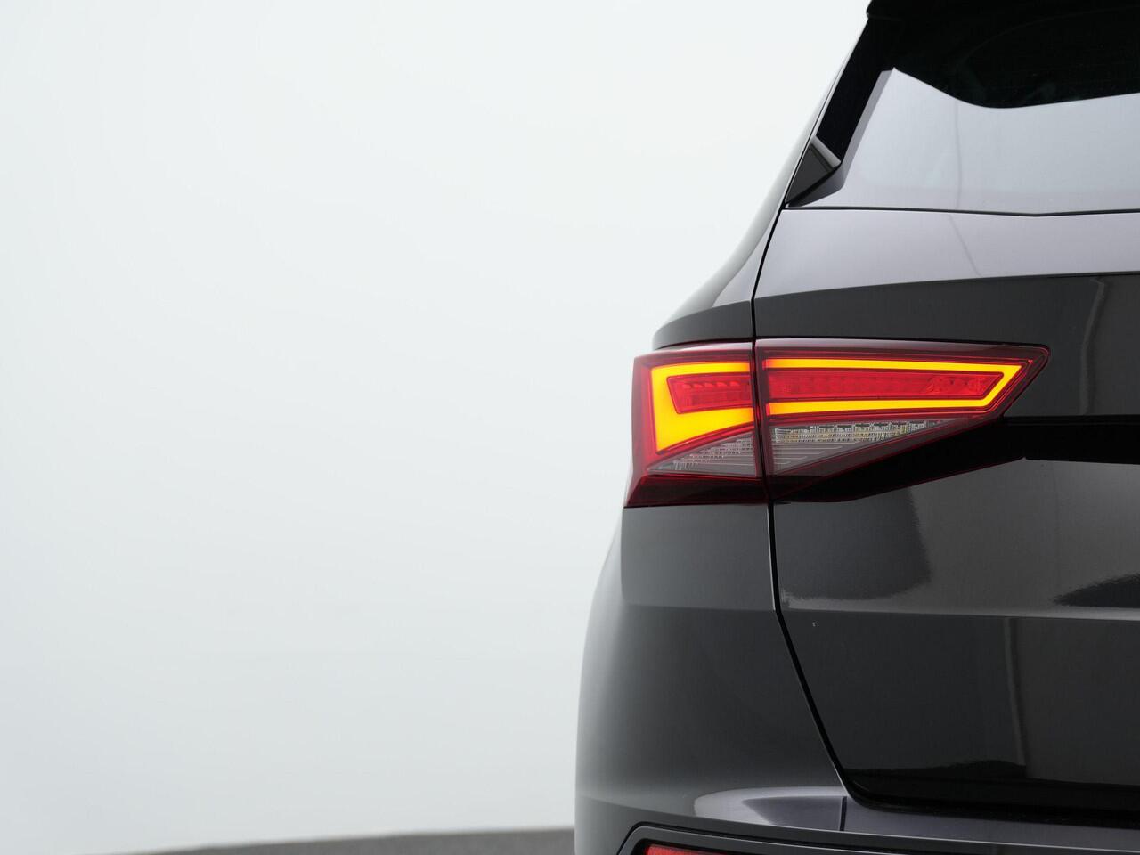 Seat ATECA 1.5 TSI ACT 150 pk FR DSG | Panoramadak | Beats | Stuur-/stoelverwarming | Achteruitrijcamera | Navigatie