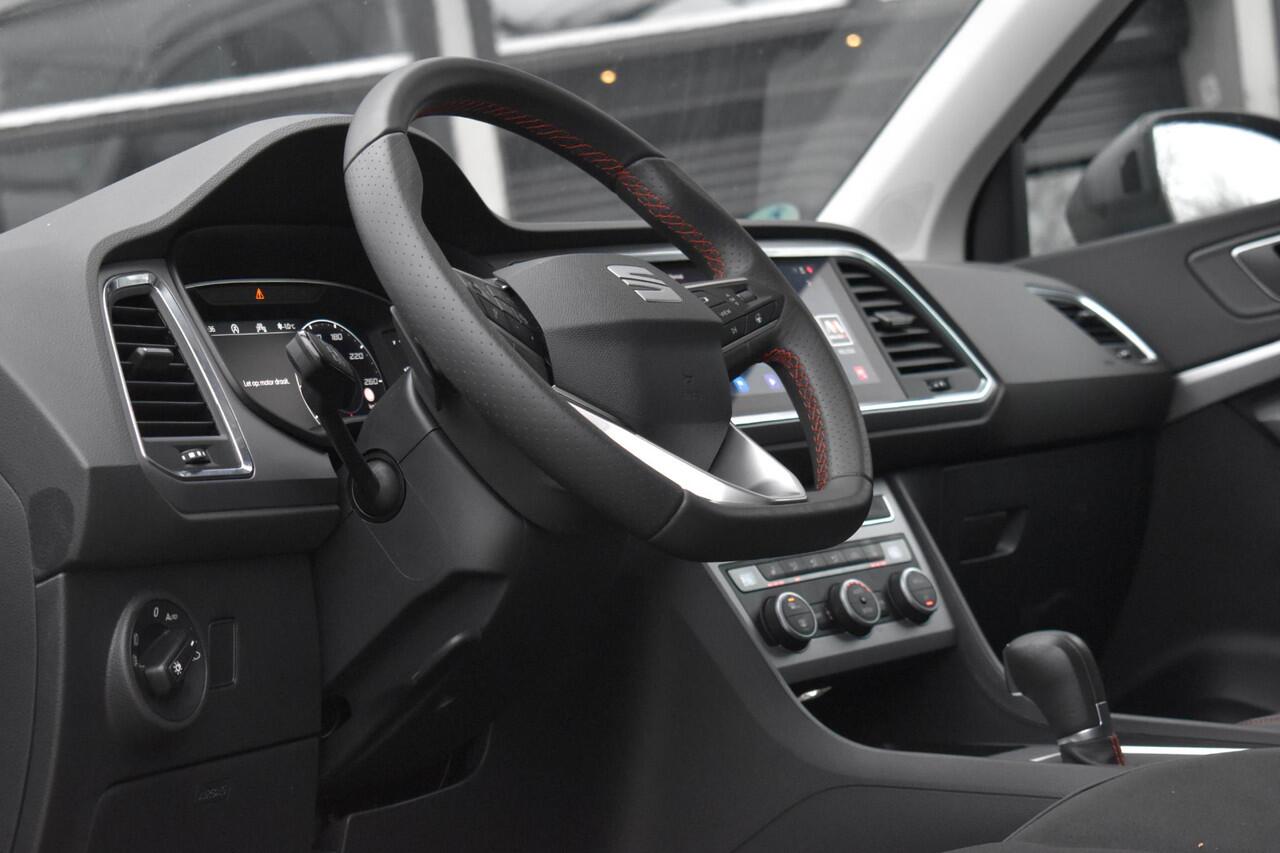 Seat ATECA 2.0 TSI 4Drive FR Business Intense Camera Lane StuurVW Trekhaak ACC