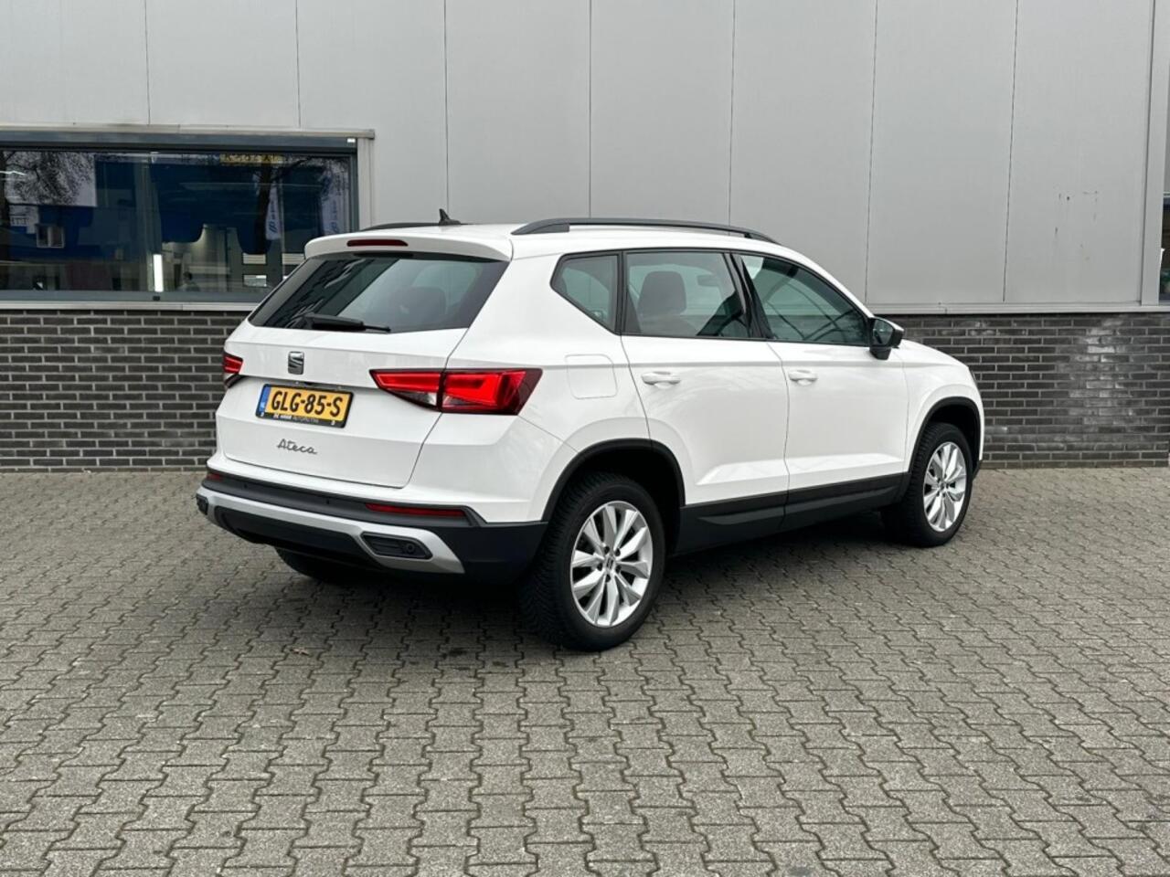 Seat ATECA 1.0 TSI Style - Stoelverw. - LED - Carplay