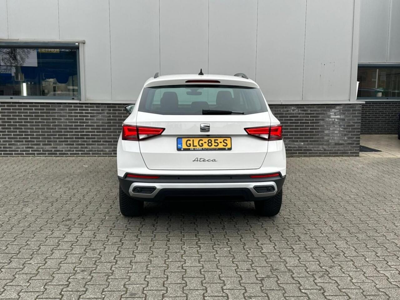 Seat ATECA 1.0 TSI Style - Stoelverw. - LED - Carplay