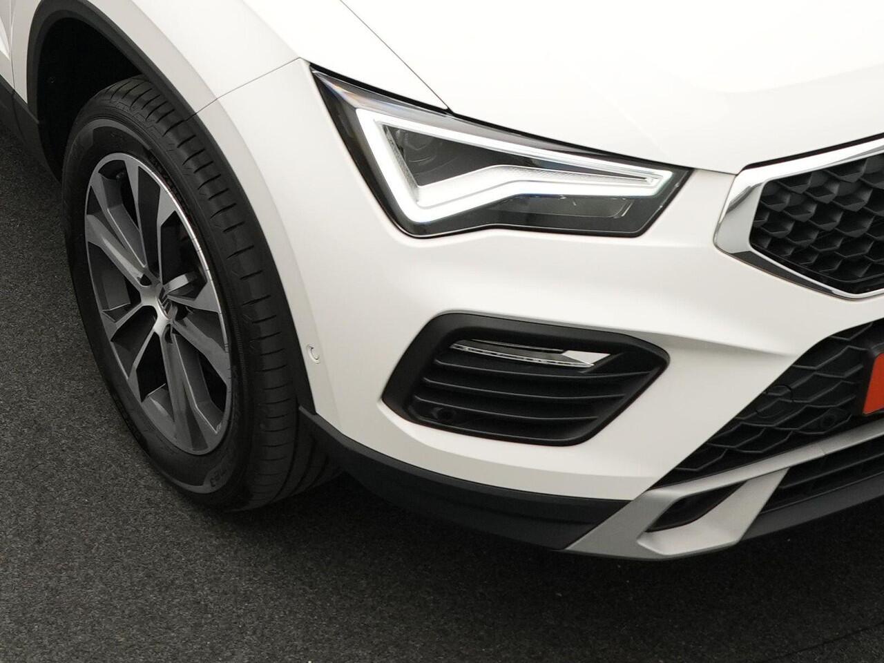 Seat ATECA 1.5 TSI 150 pk Style Business Intense | Trekhaak | Leder/alcantara | Navigatie | Stuur-/stoelverwarming | Achteruitrijcamera