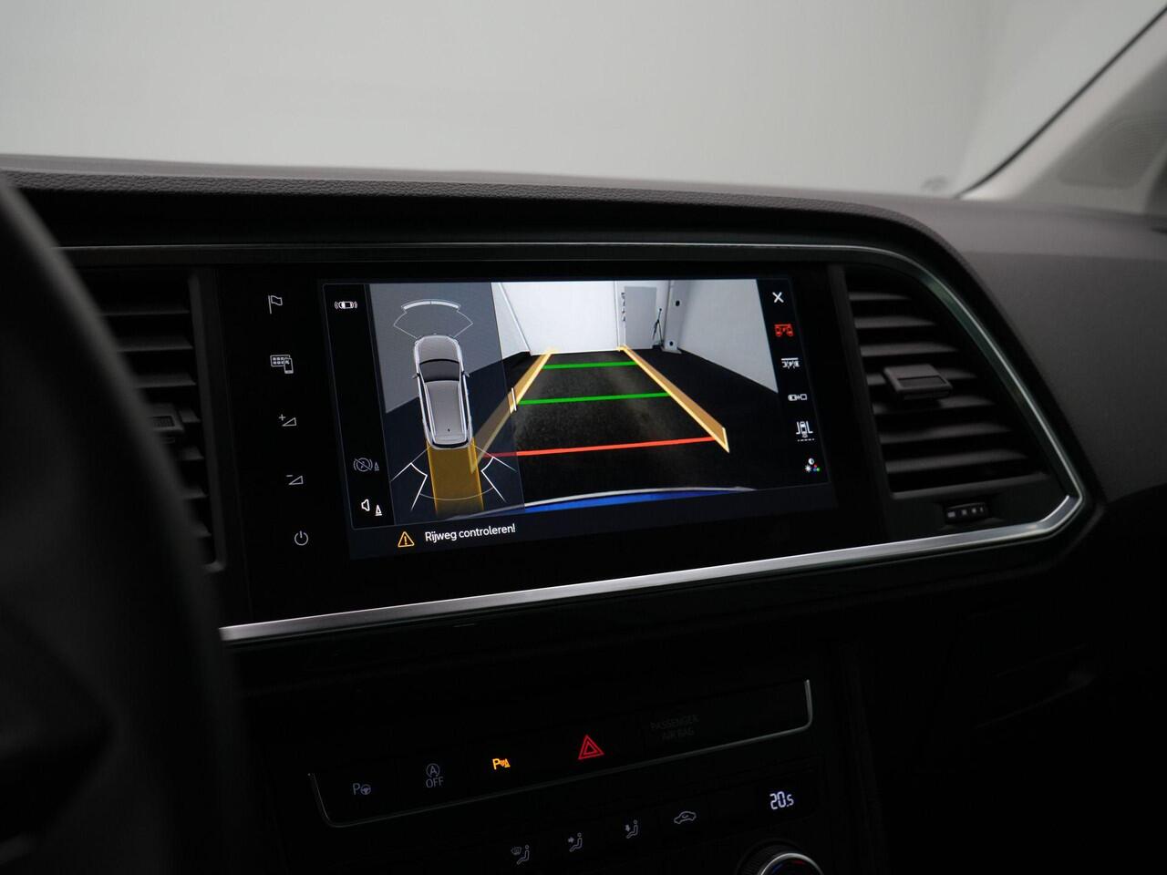 Seat ATECA 1.5 TSI 150 pk DSG Style Business Intense | Achteruitrijcamera | Navigatie | Adaptive Cruise | Carplay | Side assist | Park assist | Keyless