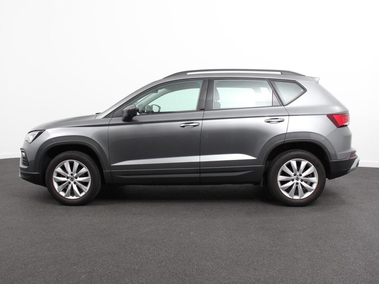 Seat ATECA 1.5 TSI Style Business Intense Climate control Cruise control Keyless start Verwarmde voorstoelen Verwarmde stuur LED Parkeersensoren achter Apple Carplay/ Android Auto