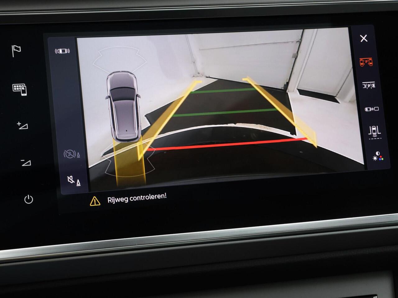 Seat ATECA 1.5 TSI 150pk DSG FR Business Intense · Panoramadak · Camera · Apple/Android Car Play · P-Sensoren · Keyless · 19'' Inch · Garantie t/m 16-01-2028 of 100.000km