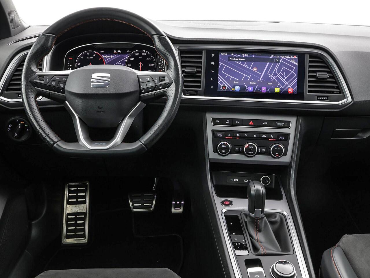 Seat ATECA 1.5 TSI 150pk DSG FR Business Intense · Panoramadak · Camera · Apple/Android Car Play · P-Sensoren · Keyless · 19'' Inch · Garantie t/m 16-01-2028 of 100.000km