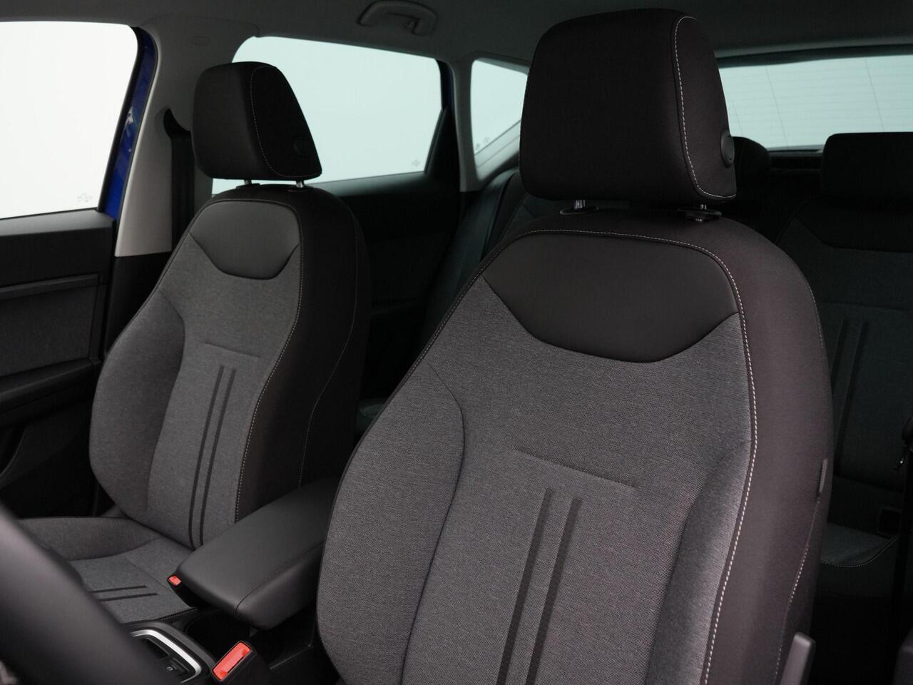 Seat ATECA 1.5 TSI 150 pk DSG Style Business Intense | Achteruitrijcamera | Navigatie | Adaptive Cruise | Carplay | Side assist | Park assist | Keyless