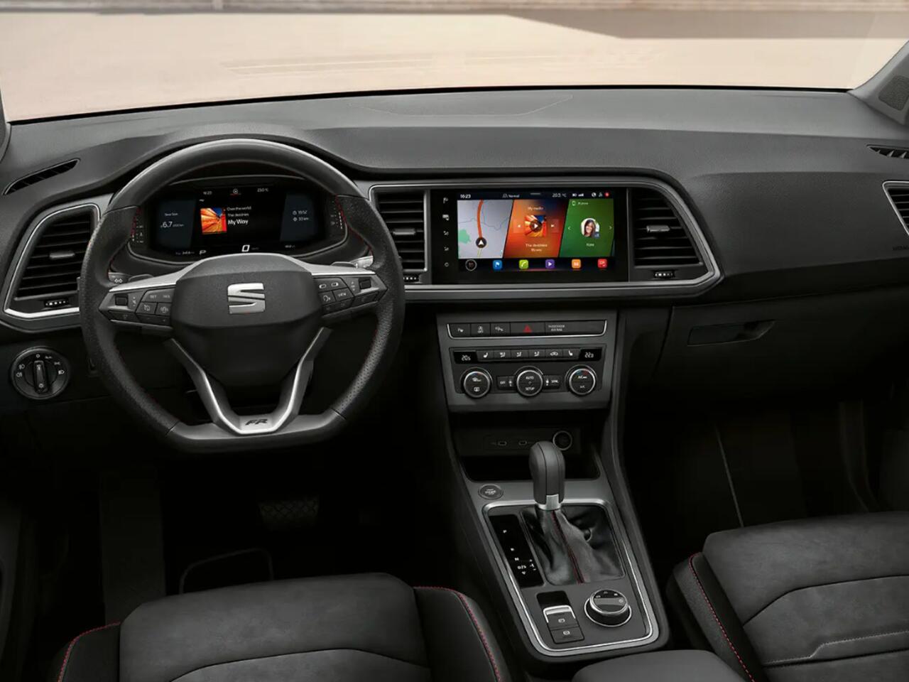 Seat ATECA FR Business Intense 1.5 TSI 110 kW / 150 PK SUV 7 versn. DSG | Trekhaak | 19'' Lichtmetalen Velgen | inruilpremie 2000,- !!