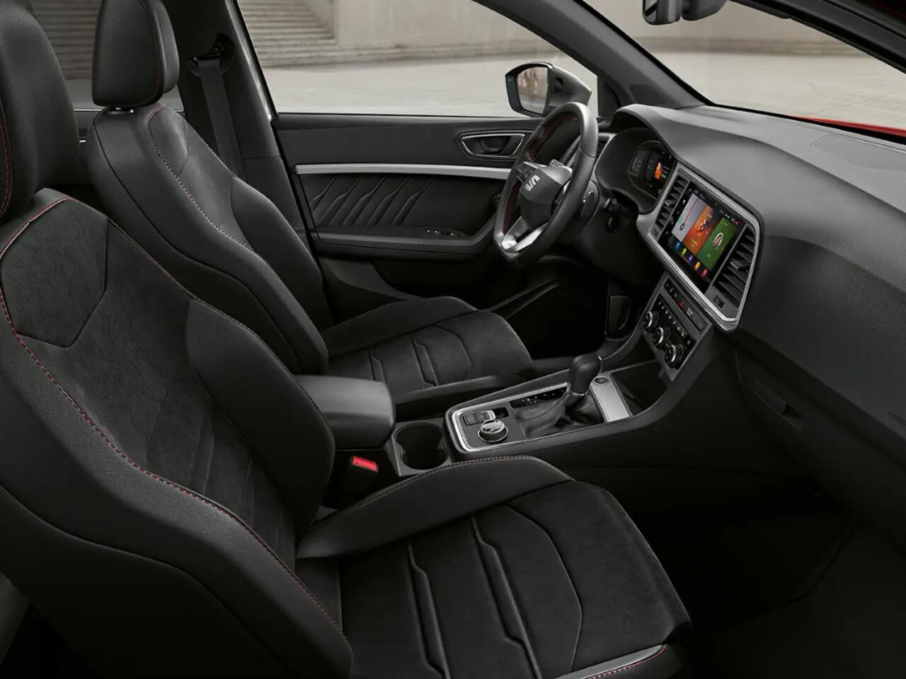 Seat ATECA FR Business Intense 1.5 TSI 110 kW / 150 PK SUV 7 versn. DSG | Afneembare trekhaak | Safe & Driving Pack XL | Inruilwaarde 2000,-