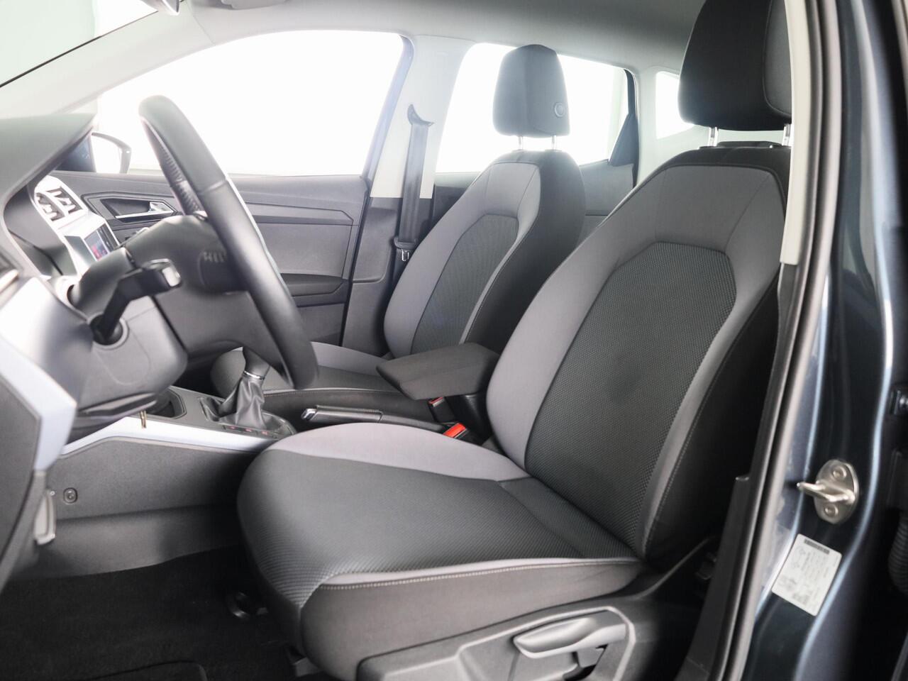 Seat Arona 1.0 TSI Xcellence Business Intense 116pk | Climatronic | Navigatie | Adaptieve cruise controle | Apple carplay / Android auto