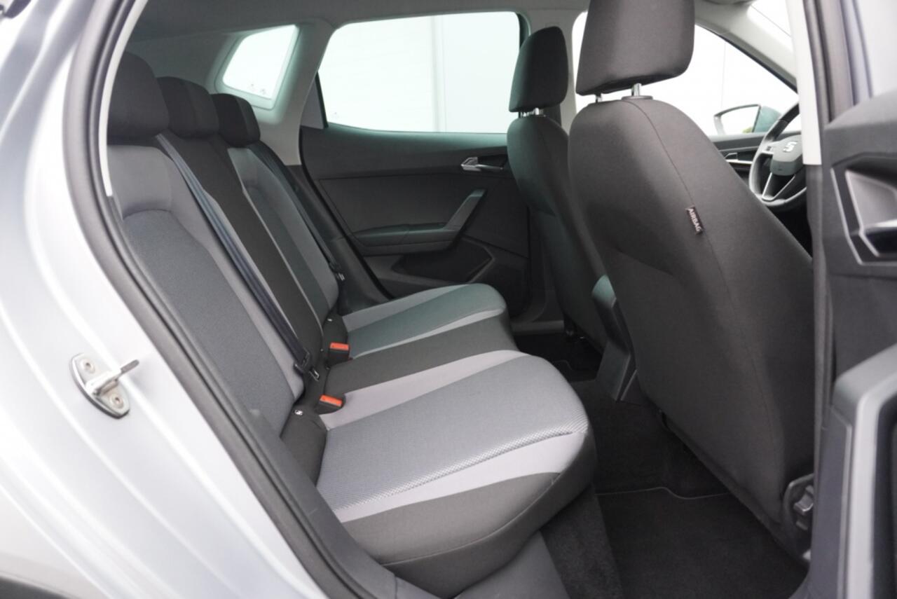 Seat Arona 1.0 TSI Style B. Int Camera | Trekhaak | NAP | Clima | Navigatie