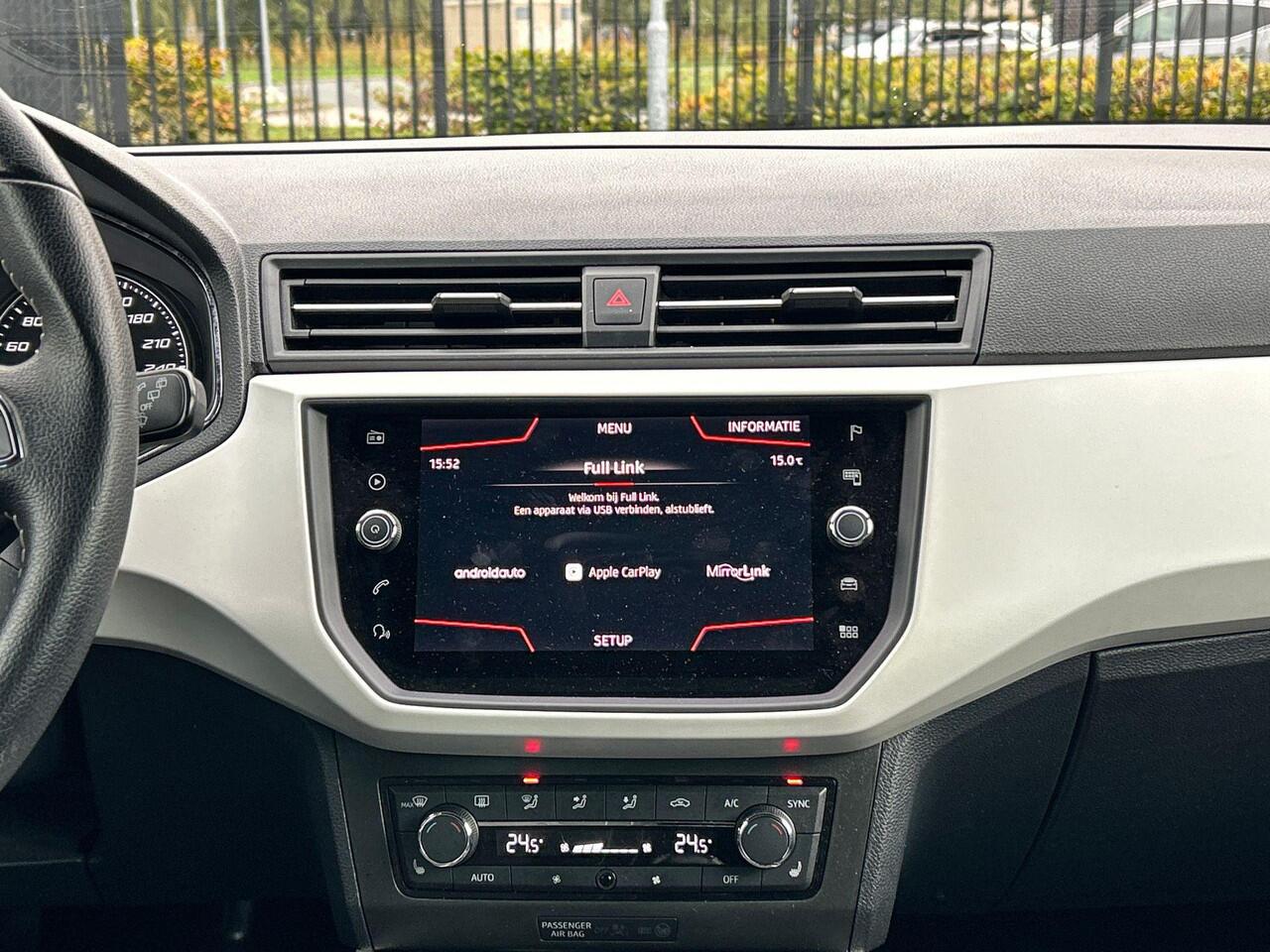 Seat Arona 1.0 TSI Xcellence Business Intense | Achteruitrijcamera | Carplay | Stoelverwarming | Climate Control | Keyless|