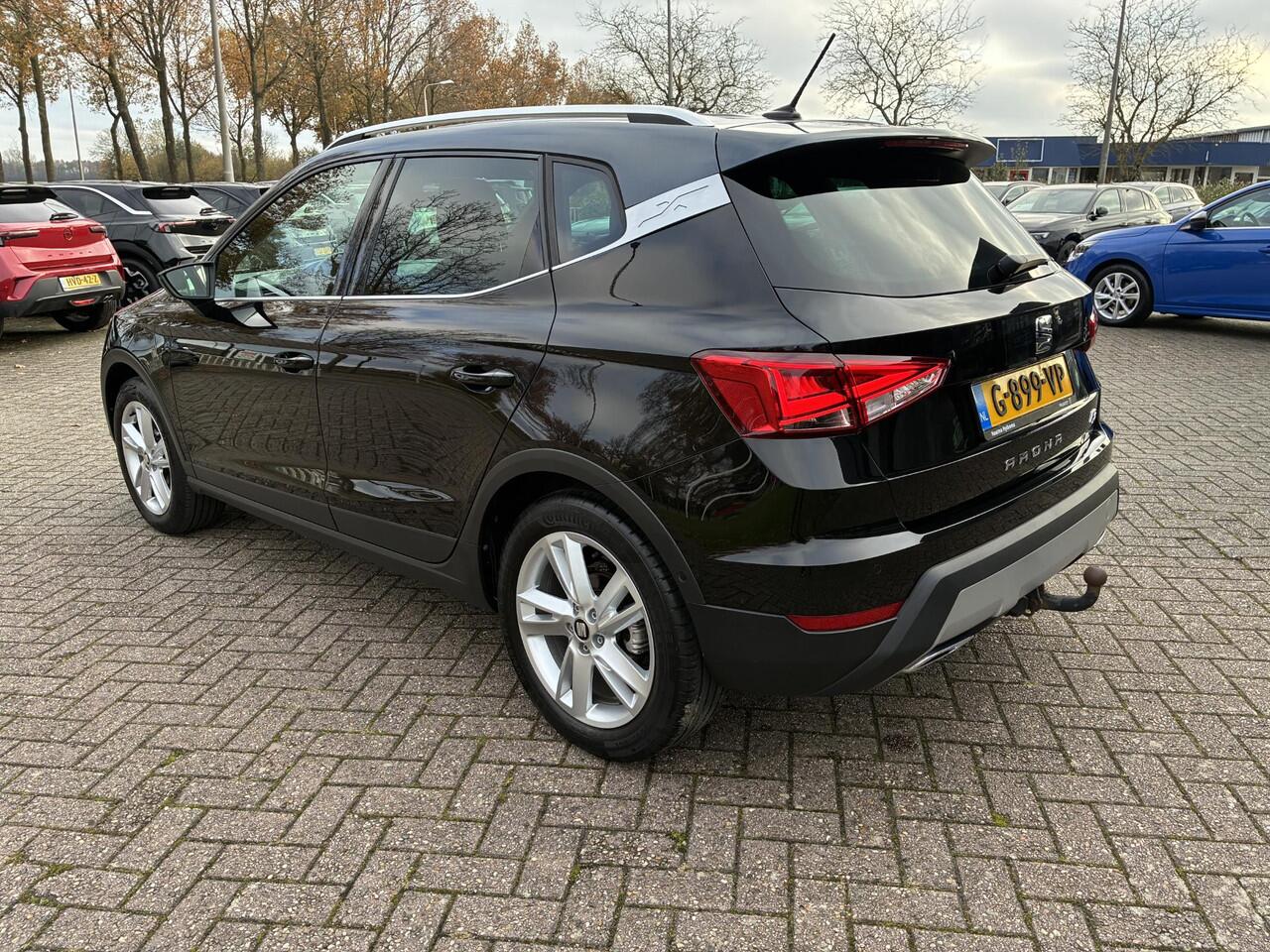 Seat Arona 1.5 TSI EVO FR Business Intense | Climate control | Navigatie | Camera | Cruise control | Elektrisch Pakket | Parkpilot | Trekhaak |