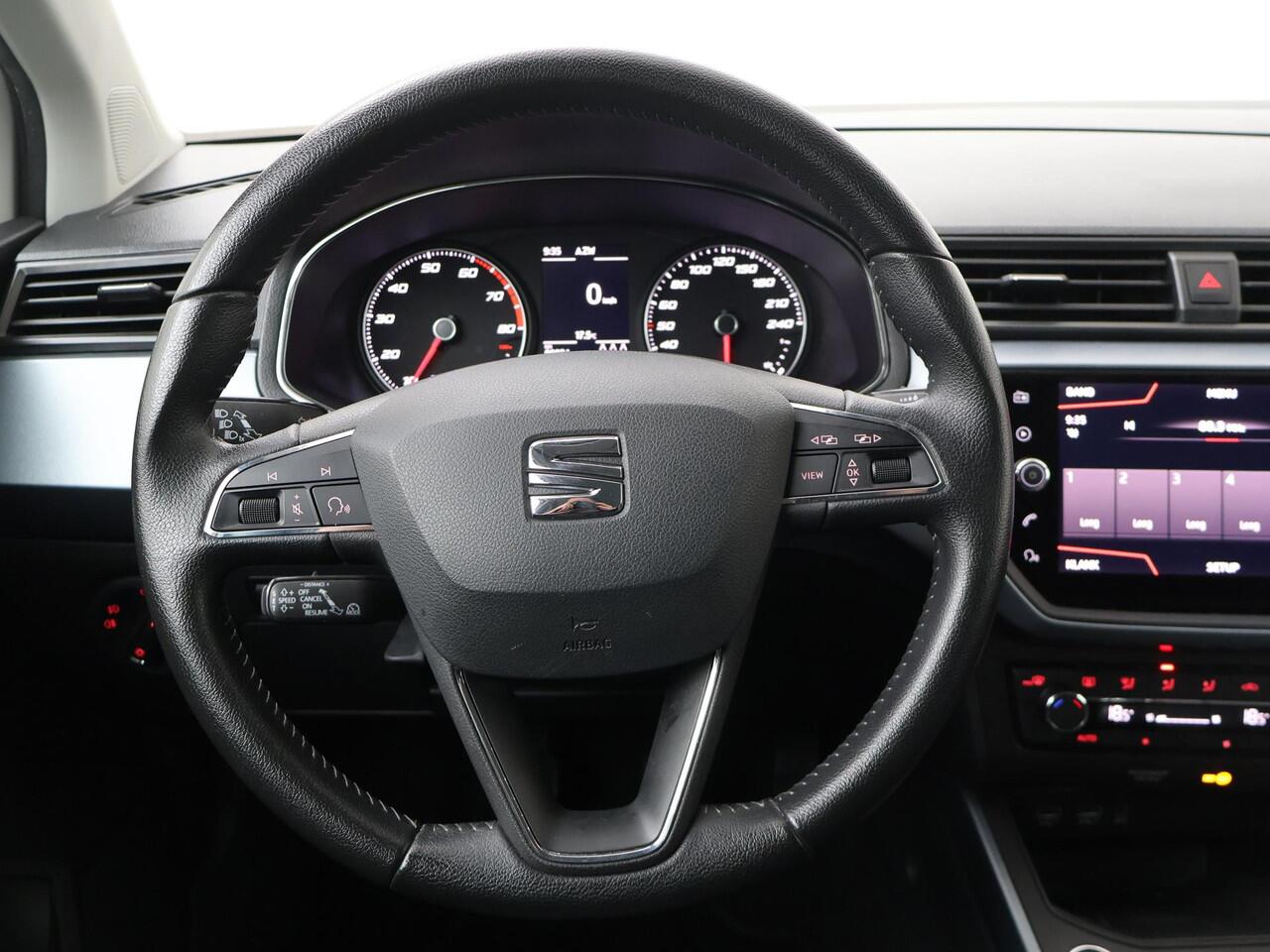 Seat Arona 1.0 TSI Style Business Intense | 115 PK | Multifunctioneel stuurwiel | Adaptive Cruisecontrol | Achteruitrij camera |