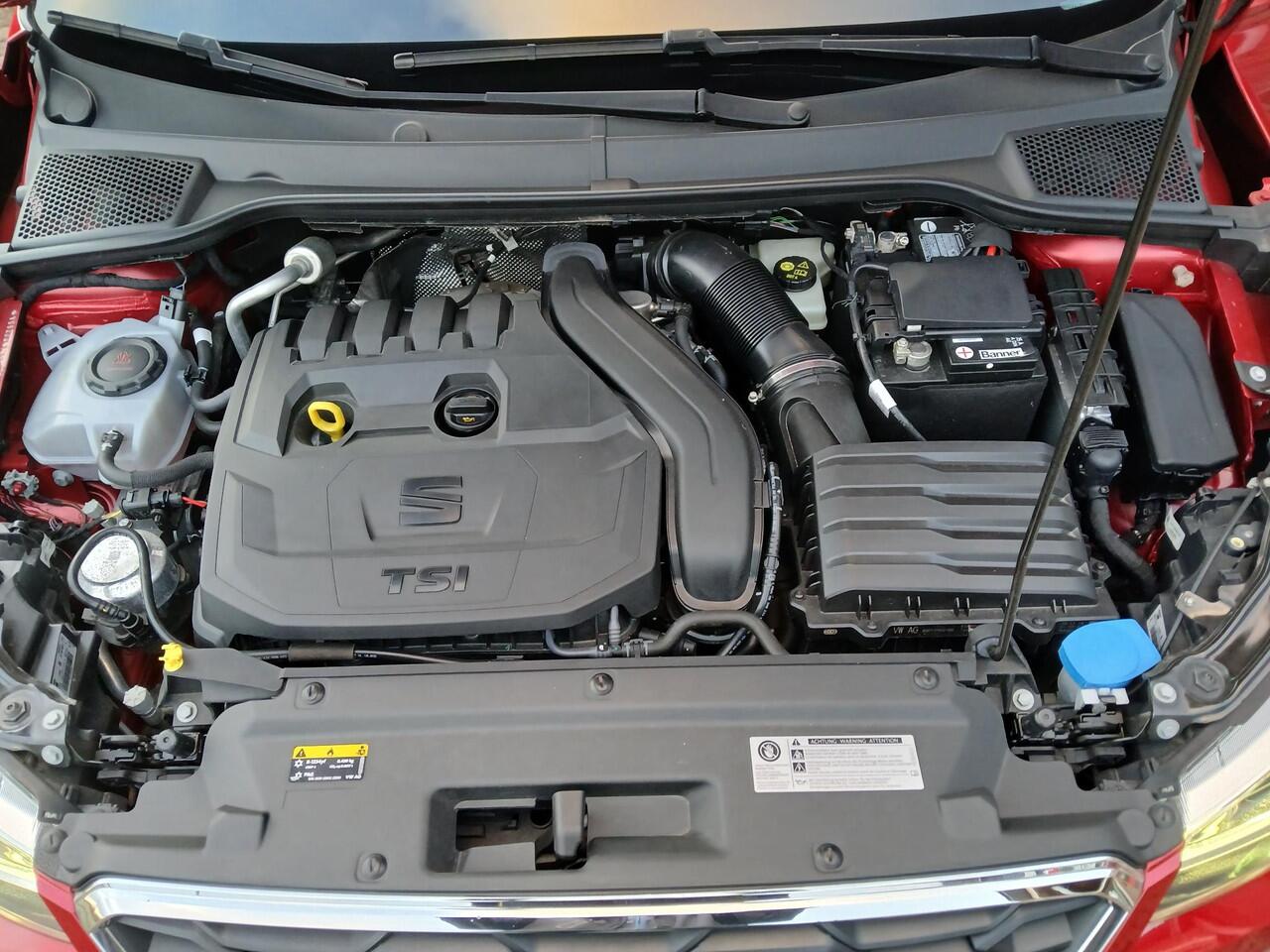 Seat Arona 1.5 TSI (150pk) FR Business Intense + Beats audio + 18 inch etc.etc.