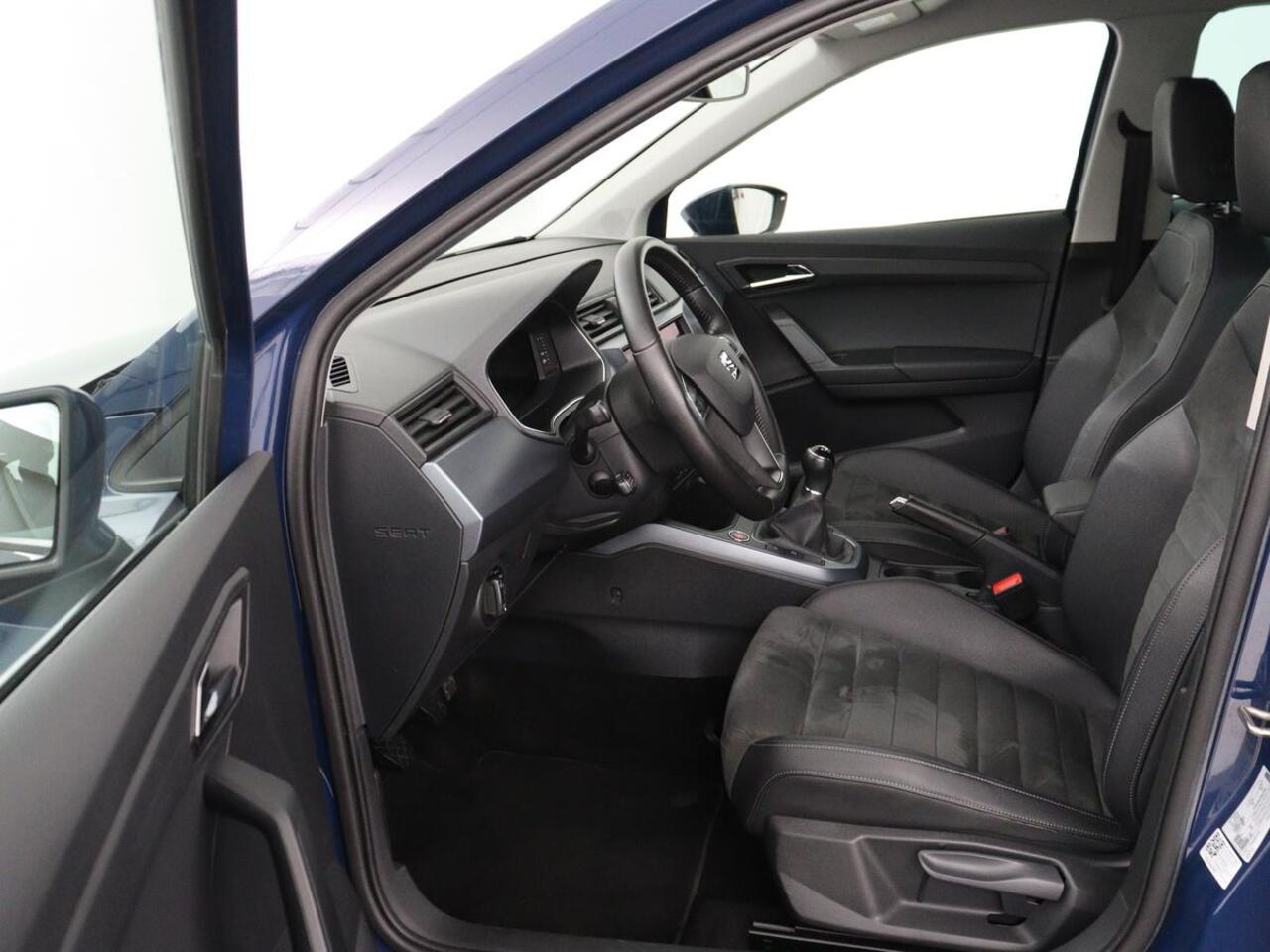 Seat Arona 1.0 TSI Style Intens | Alcantara | Full LED | Adaptive cruise | Virtual Cockpit | Camera | Carplay | Park Assist | Navigatie | Climate control