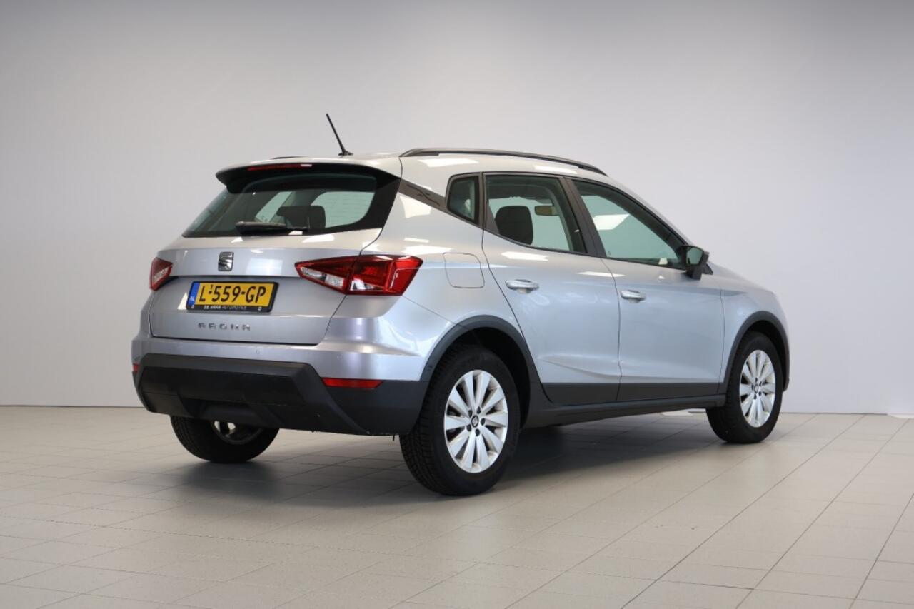 Seat Arona 1.0 TSI Style - Parkeersensoren voor+achter - CruiseControl