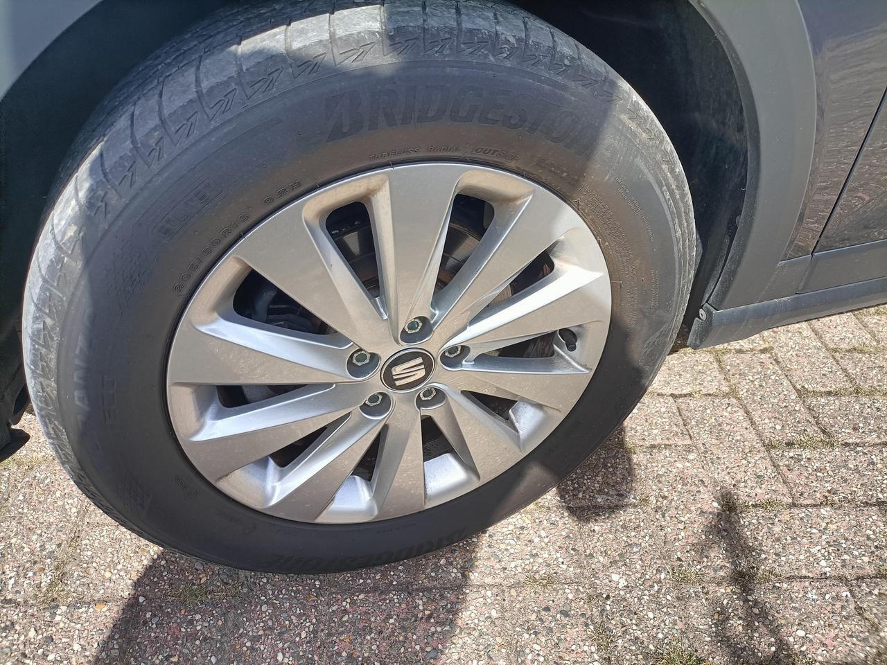 Seat Arona 1.0Tsi DSG Style Navi, Cruise,Camera,Climate