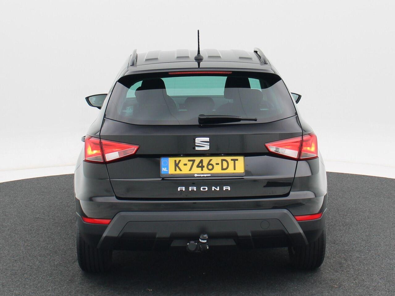 Seat Arona 1.0 TSi 110 Pk Style Business Intense | Adaptive Cruise | CarPlay | Navigatiesysteem | Dodehoekdetectie | Trekhaak | 16 Inch | Privacy Glass | 88.244 Km