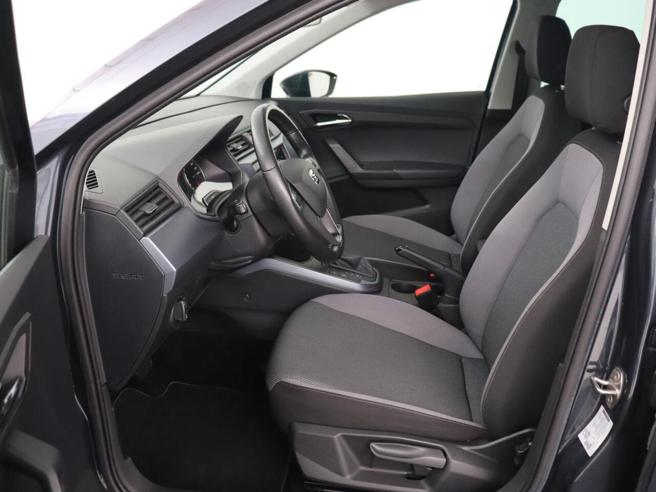 Seat Arona 1.0 TSI Style | Carplay | Navigatie | Parkeerhulp | Climate control | Cruise control | Bluetooth