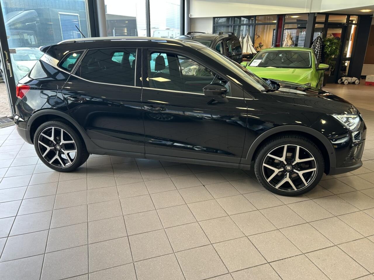 Seat Arona 1.0 TSI Xc. B. Int. AUTOMAAT 82 DKM BJ 2020 !!!