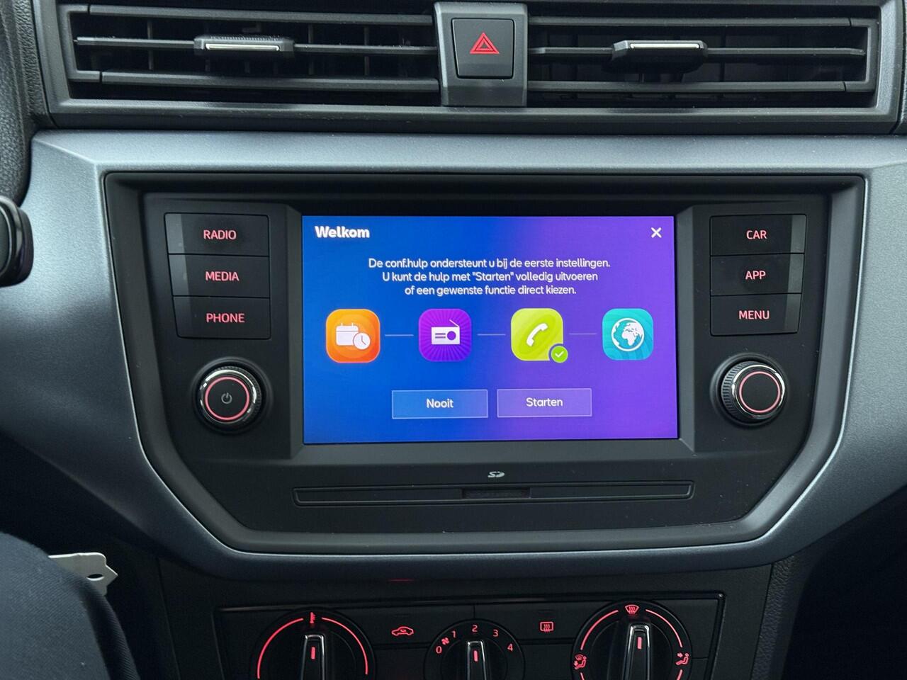 Seat Arona 1.0 TSI Style | 95 PK | Cruise control | Airco | Apple Carplay/Android Auto |