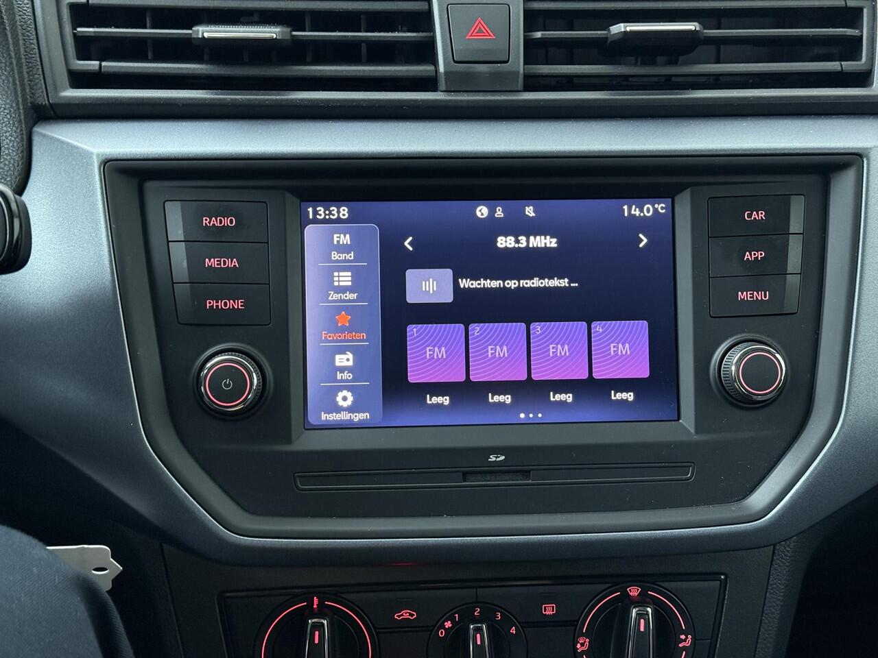 Seat Arona 1.0 TSI Style | 95 PK | Cruise control | Airco | Apple Carplay/Android Auto |