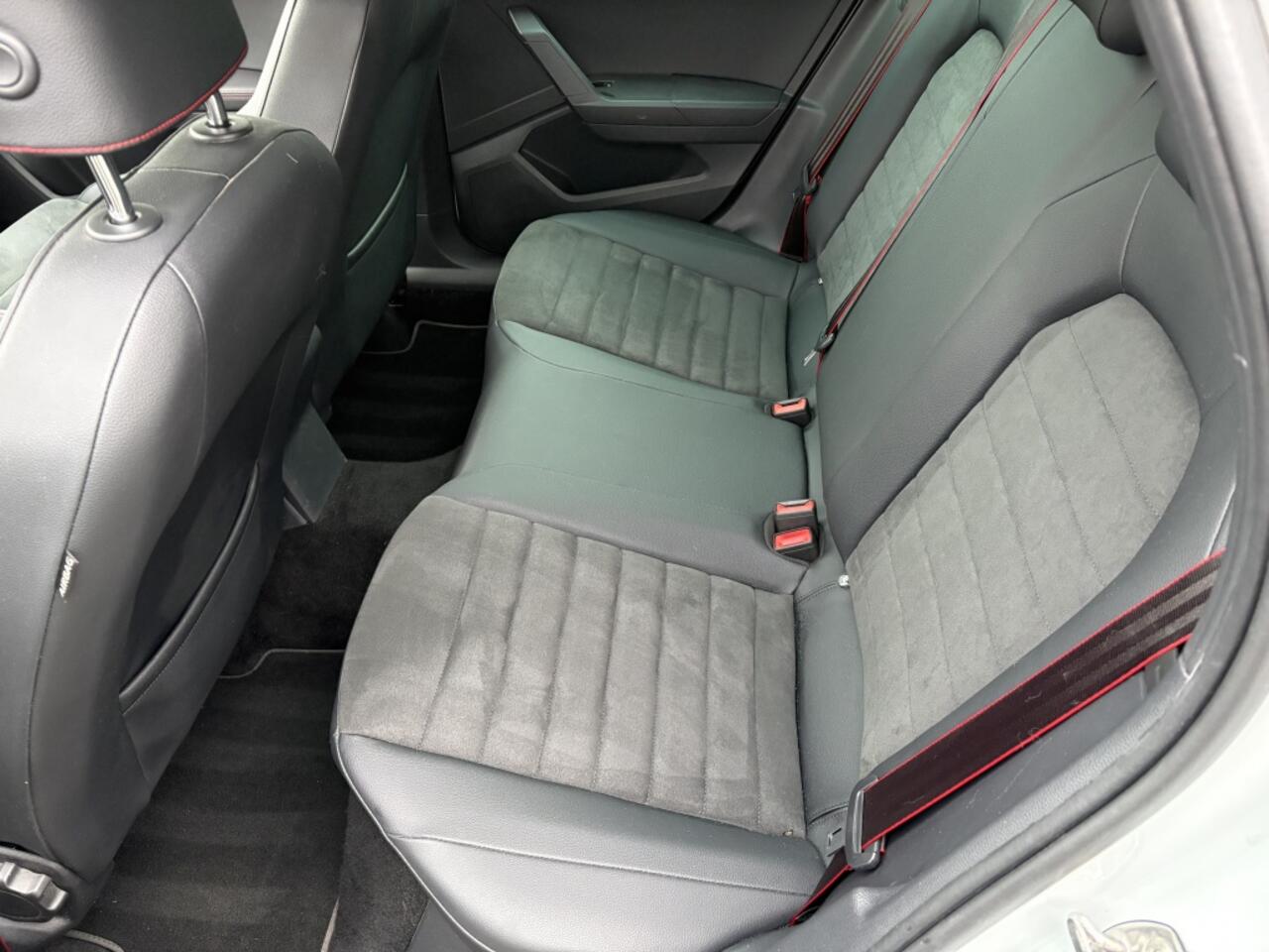 Seat Arona 1.0 TSI 116pk FR AUTOMAAT / Vele Opties